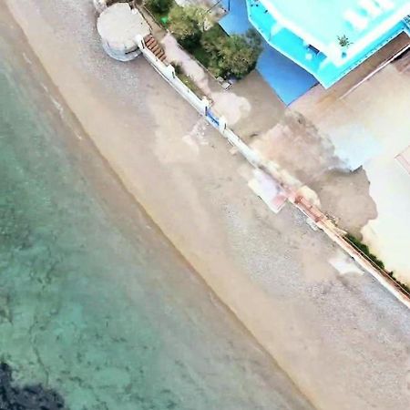 Blue Life, Sea-Luxury Rooms On The Beach Between Palermo And Cefalu' Кастельдачча Экстерьер фото